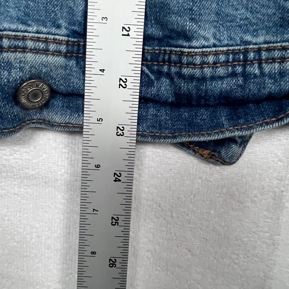 Old Navy Denim Jacket Womens LG Button‎ Front Pockets Blue Trucker Jean Jacket - Picture 12 of 14
